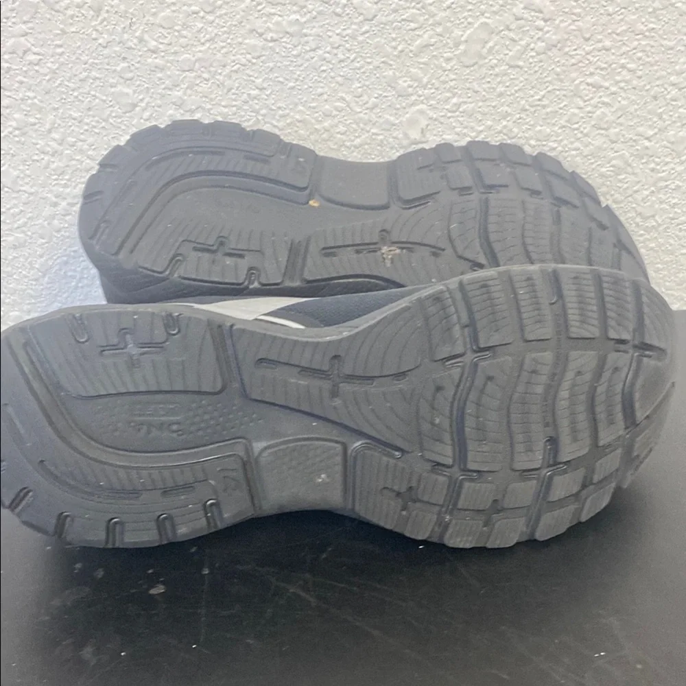 BROOKS MEN'S GHOST 14 GTX size 111 men